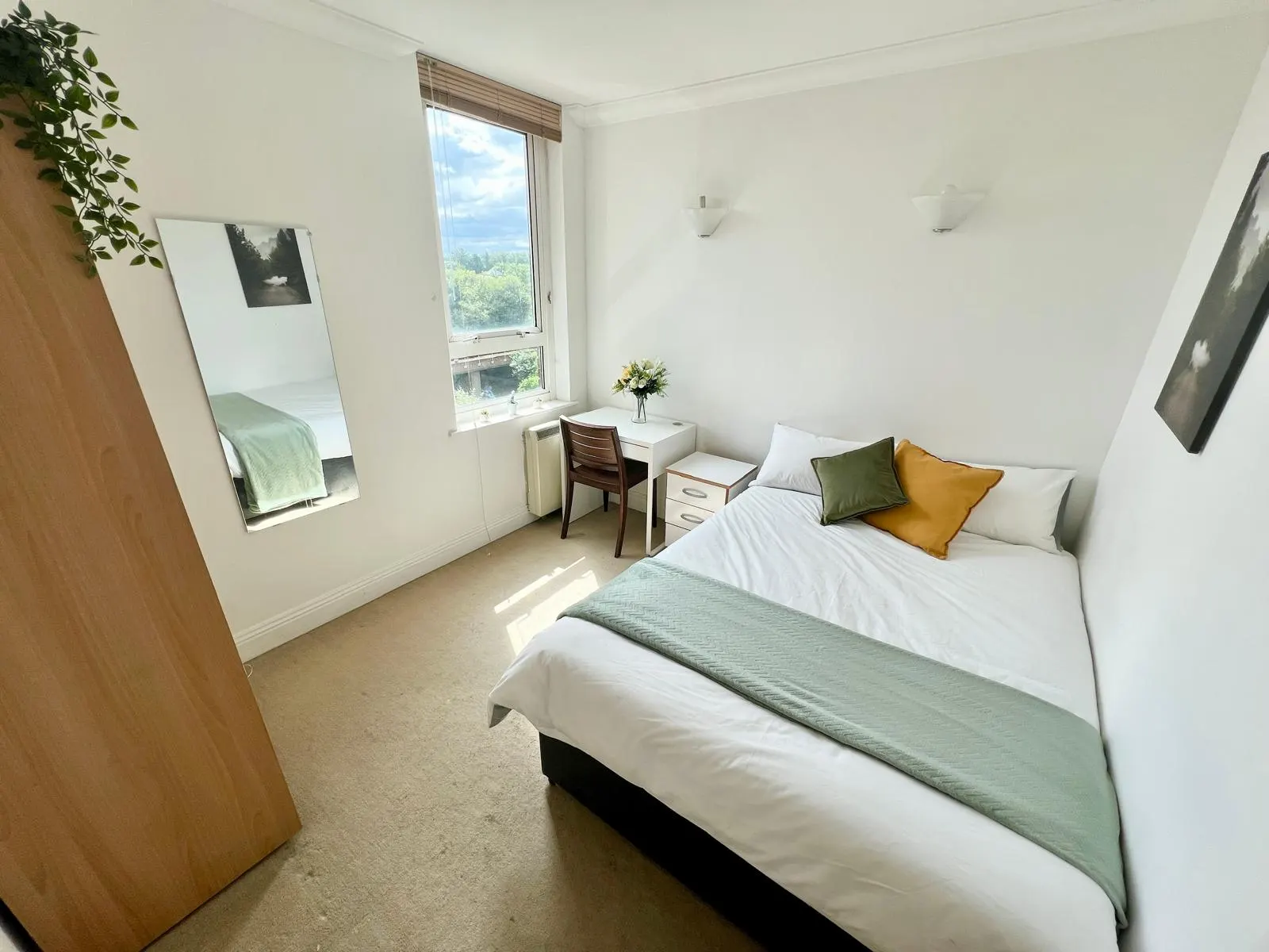 Double room near Crossharbour